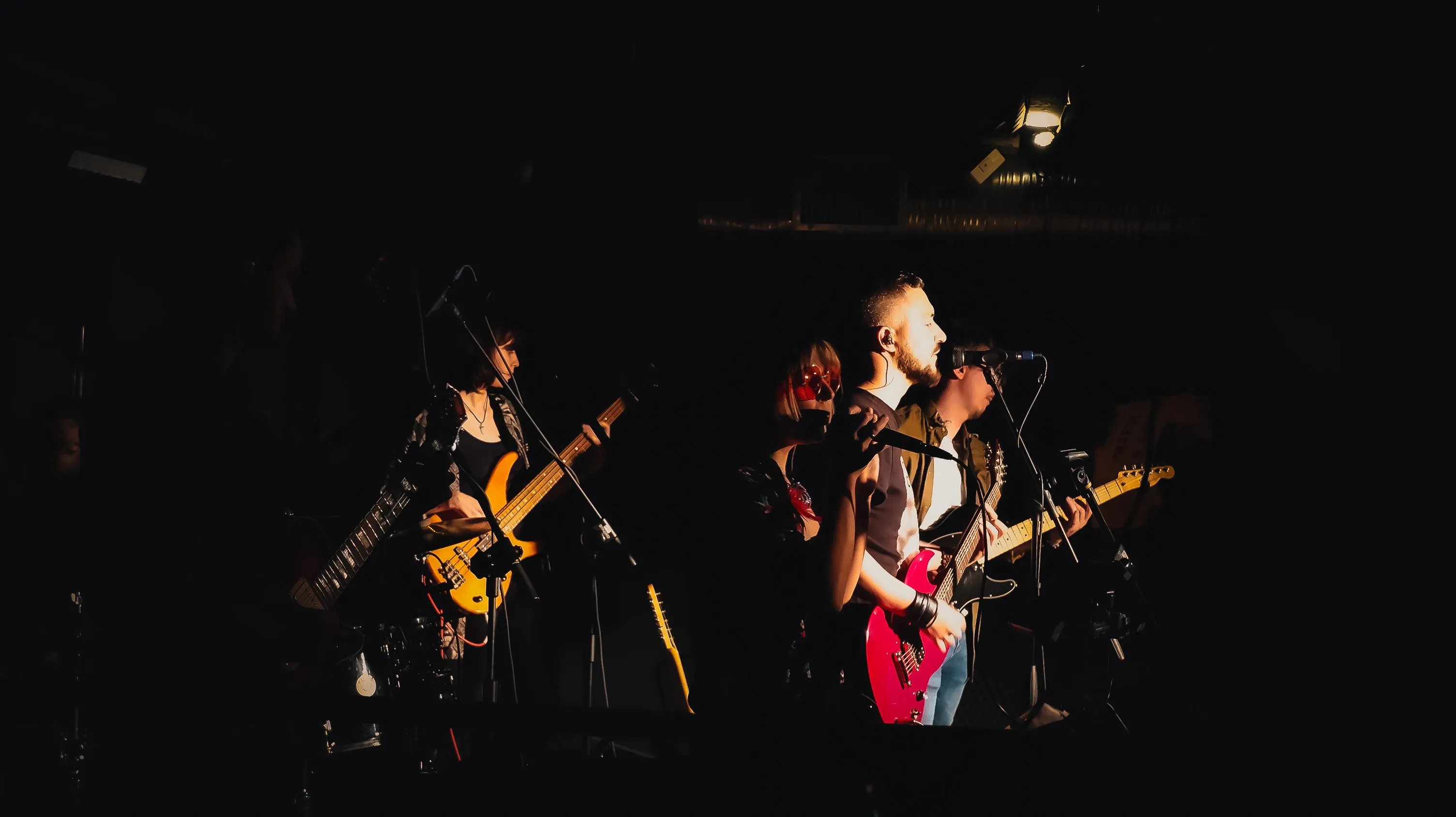 Miss Understanding Hero Image 2